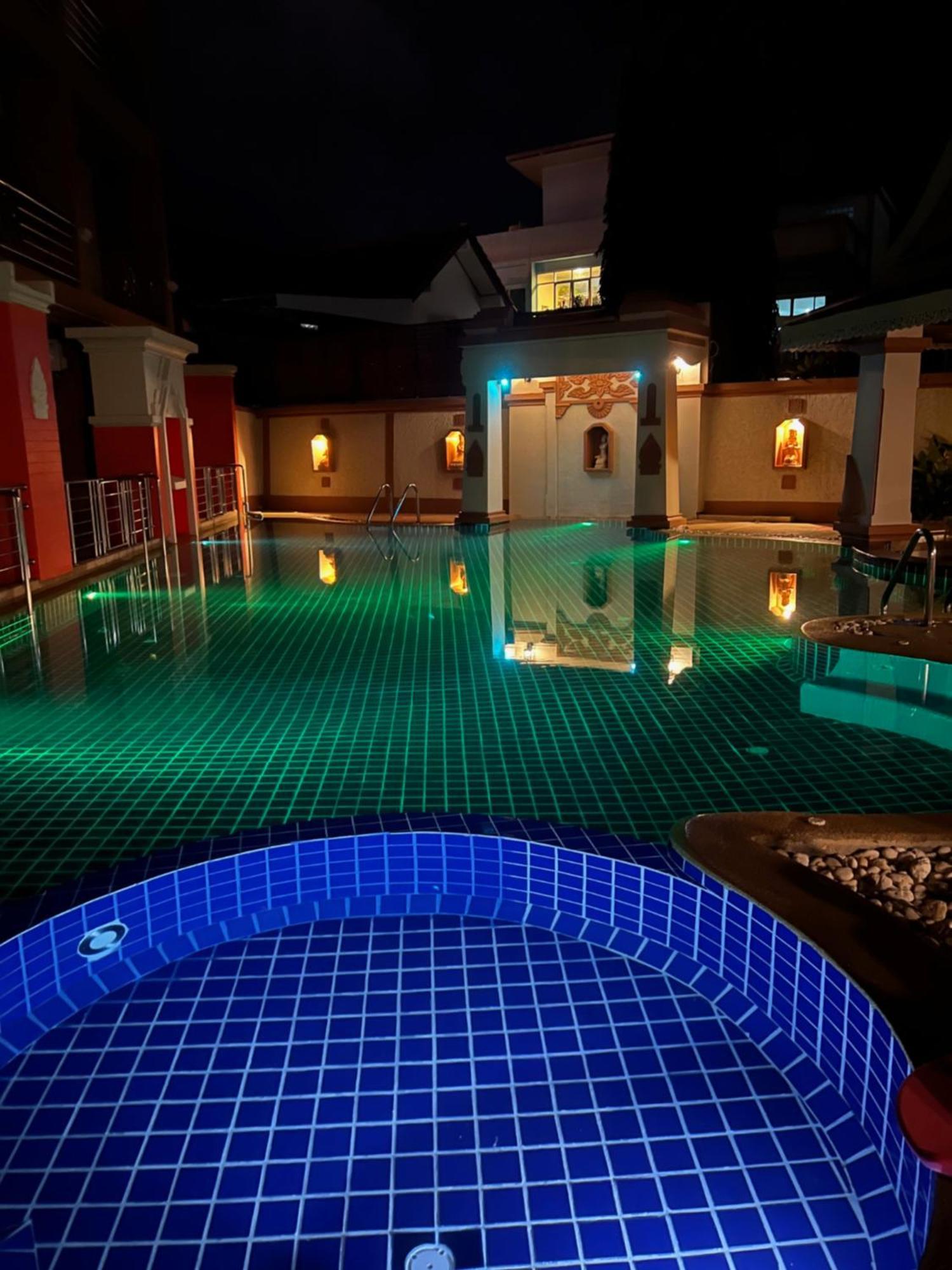 Hotel My Friend'S House Karon Exteriér fotografie