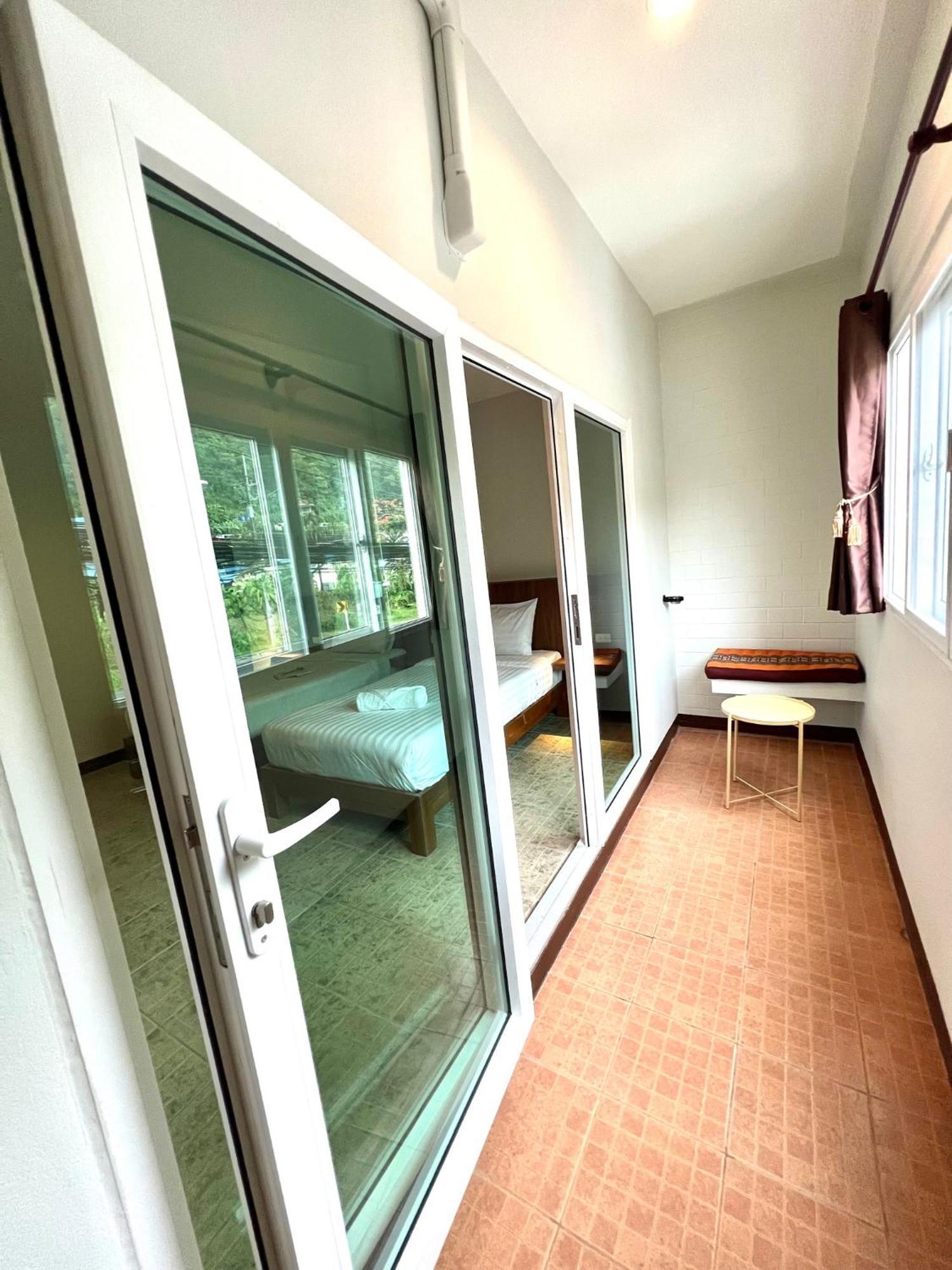 Hotel My Friend'S House Karon Exteriér fotografie
